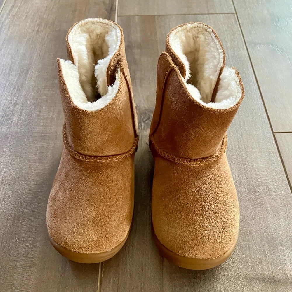 UGG Keelan Il Booties in Chestnut
